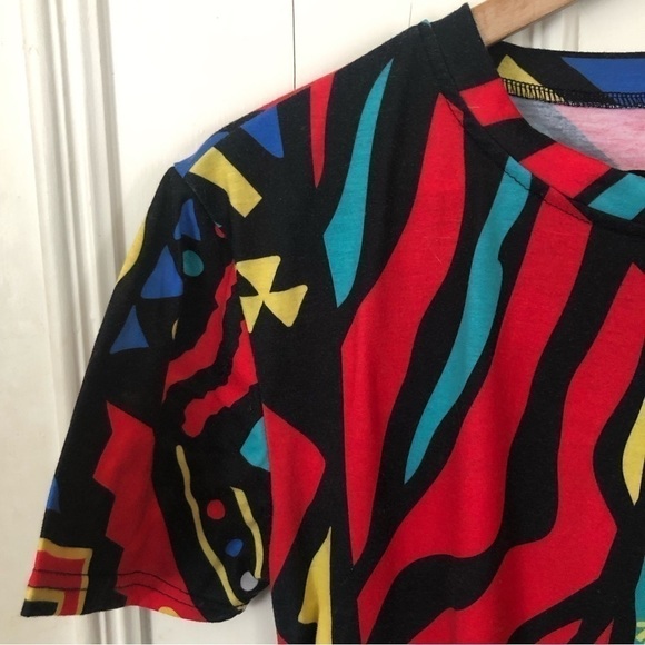 REASON Streetwear Abstract Geometric Graphic Tee Small - Picture 6 of 8